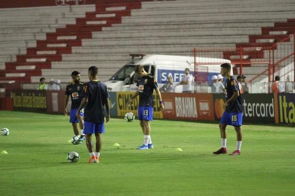 Este será o primeiro duelo em solo recifense da seleção pré-olímpica que, em seguida, enfrentará o Japão, na Arena de PE