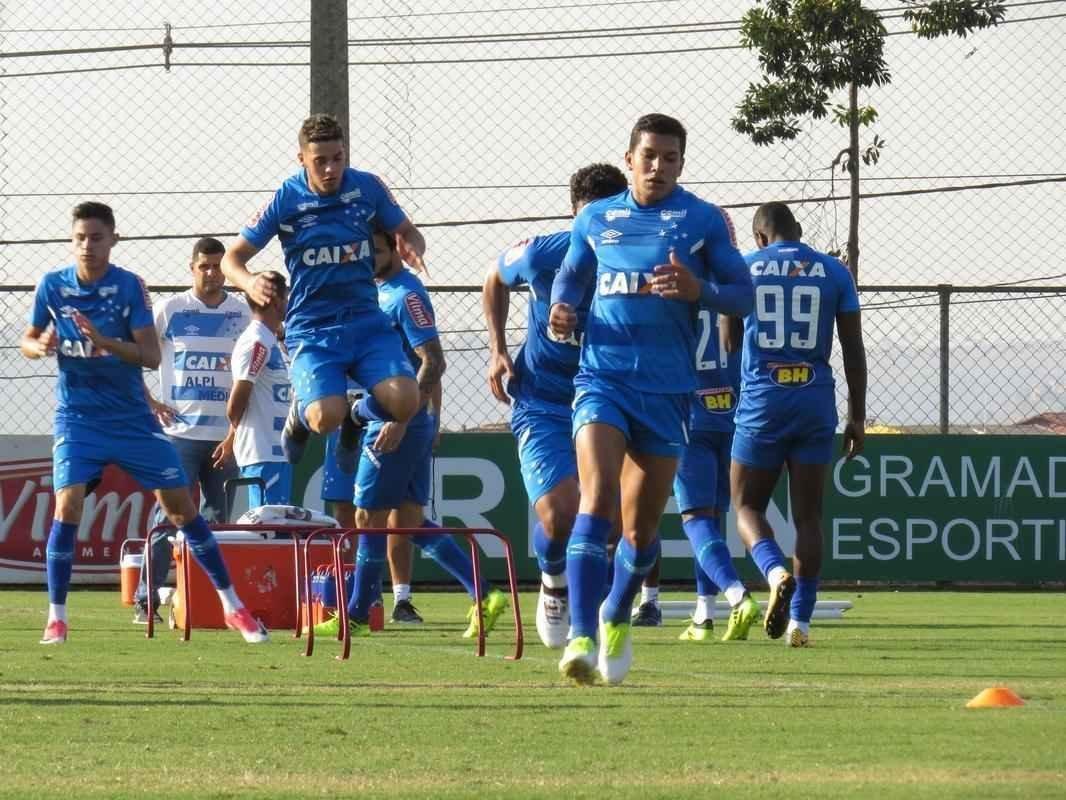 Galeria de fotos do treino do Cruzeiro na tarde desta quinta-feira, na Toca da Raposa II
