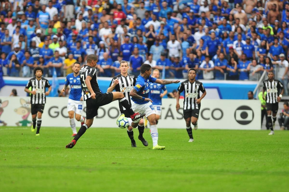 Equipes se enfrentaram no Mineiro, na tarde deste domingo, pela 25 rodada da Srie A