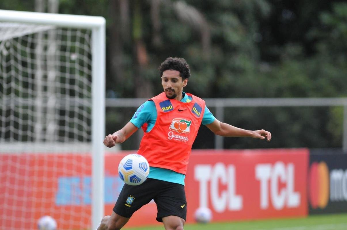 Seleo Brasileira realizou treinamento na tarde deste sbado (29/1) na Toca da Raposa II