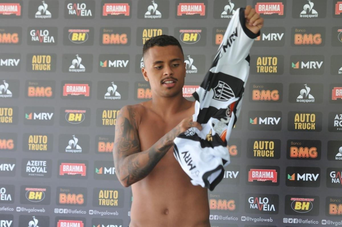 Allan foi apresentado na tarde desta quinta-feira, na Cidade do Galo
