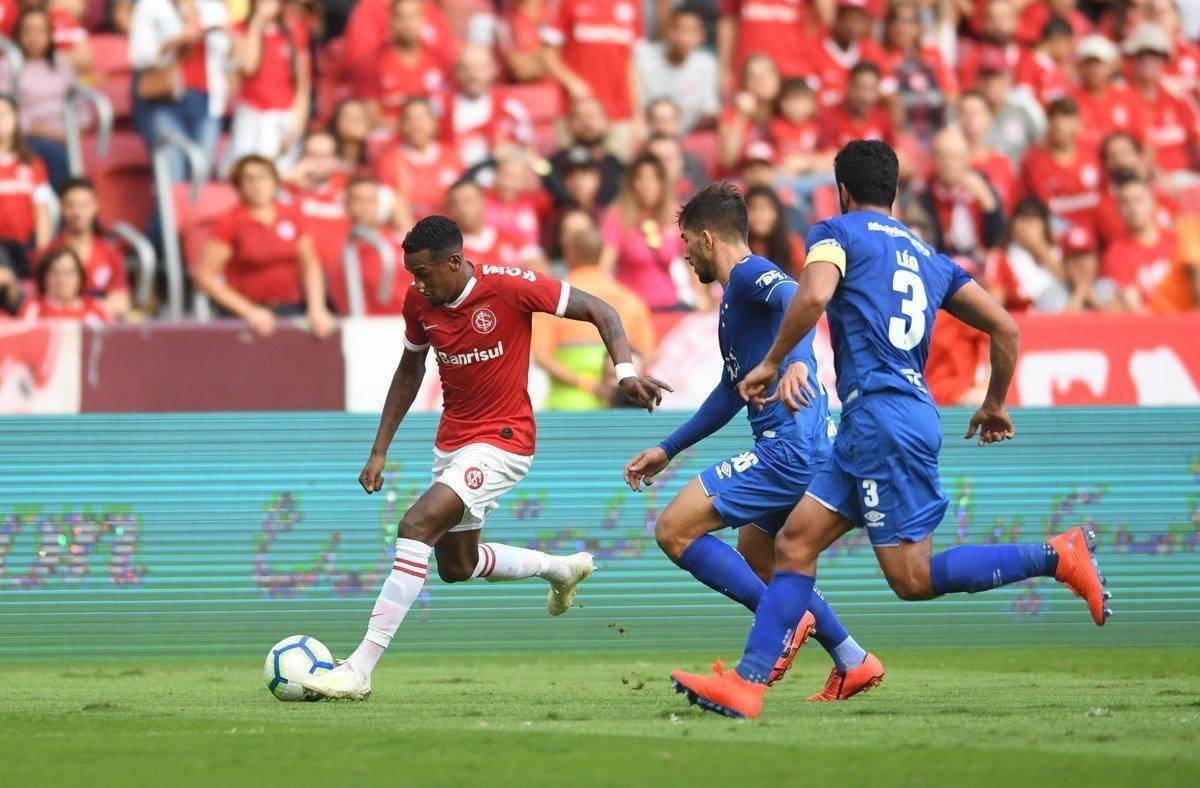 Fotos da vitria do Internacional por 3 a 1 sobre o Cruzeiro, no Beira-Rio, pelo Brasileiro