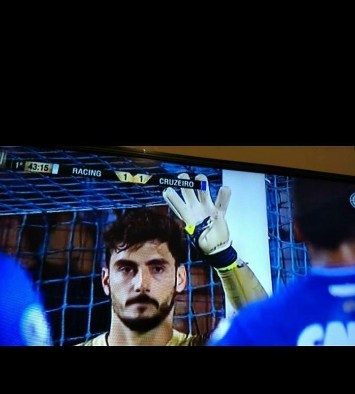 Derrota do Cruzeiro na Libertadores gerou provocaes dos atleticanos nas redes sociais