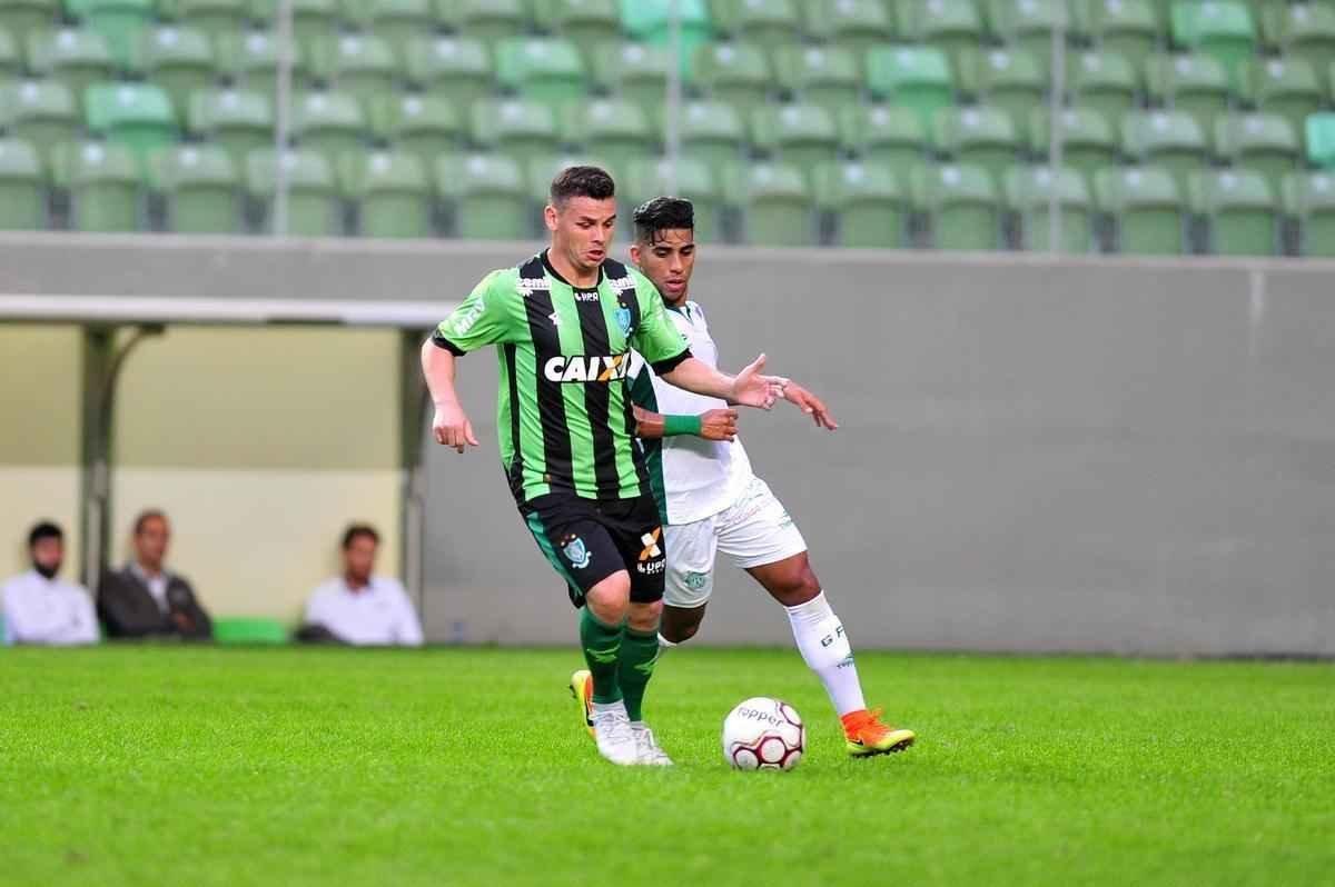 Amrica e Guarani se enfrentaram, no Horto, pela 14 rodada da Srie B do Campeonato Brasileiro