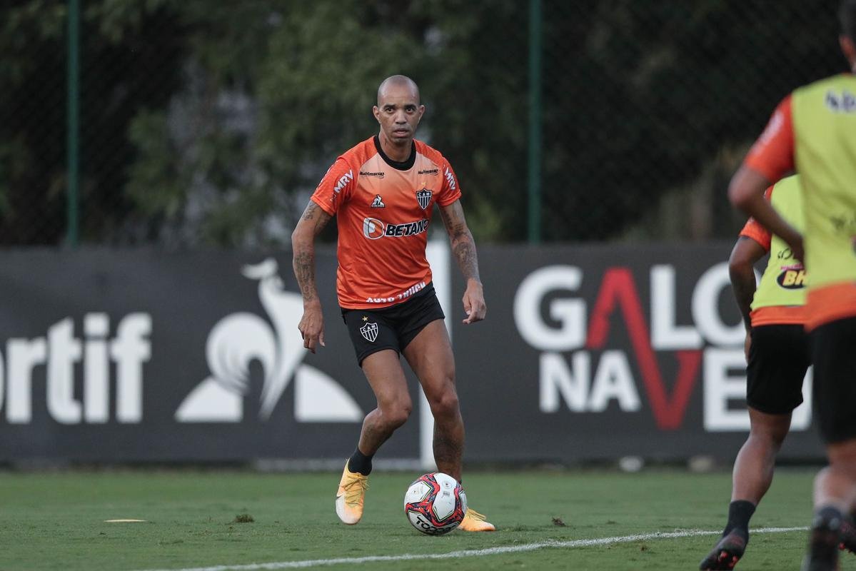 Com novo uniforme de treino, Atlético fechou nesta sexta-feira sua preparação para enfrentar o Athletic, às 19h deste sábado, no Independência, pela 11ª rodada do Campeonato Mineiro
