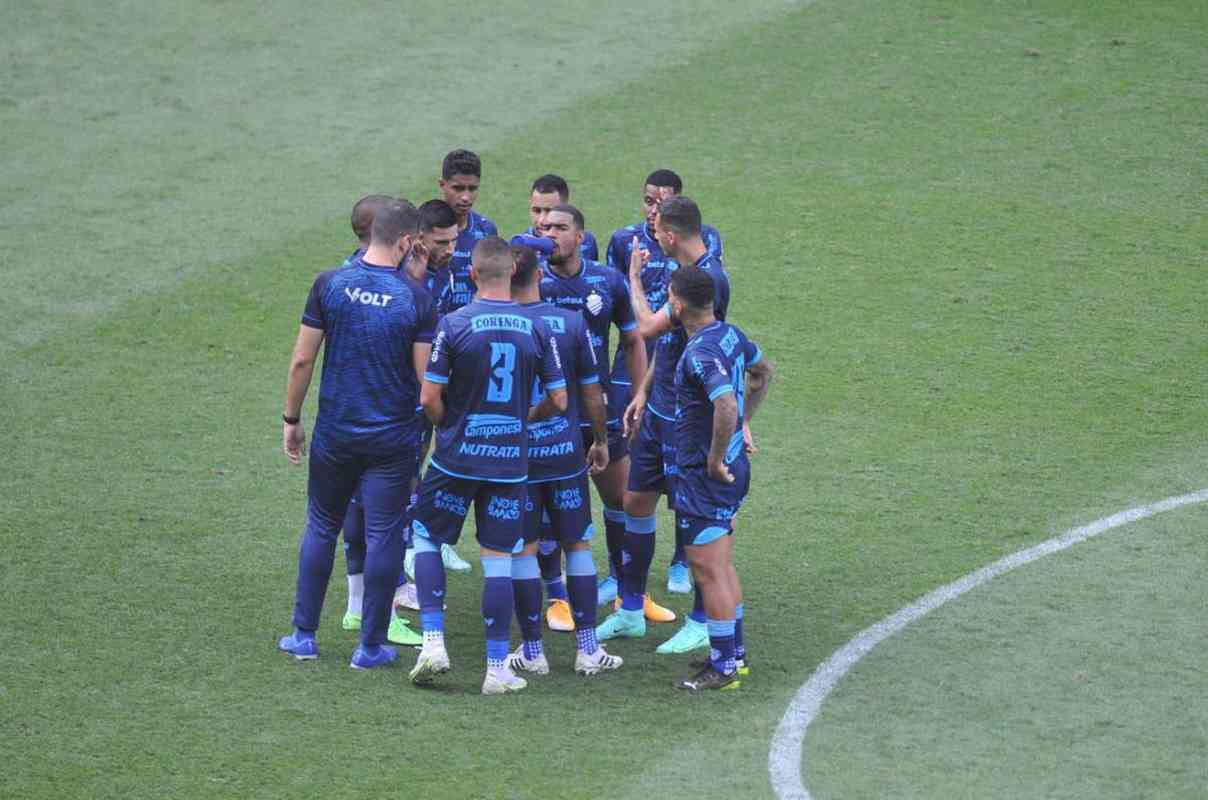 Imagens de Cruzeiro x CSA, no estádio Independência, em Belo Horizonte, pela 2ª rodada da Série B