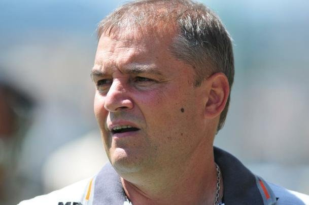 Imagens de lances do clssico mineiro realizado neste domingo, no Horto