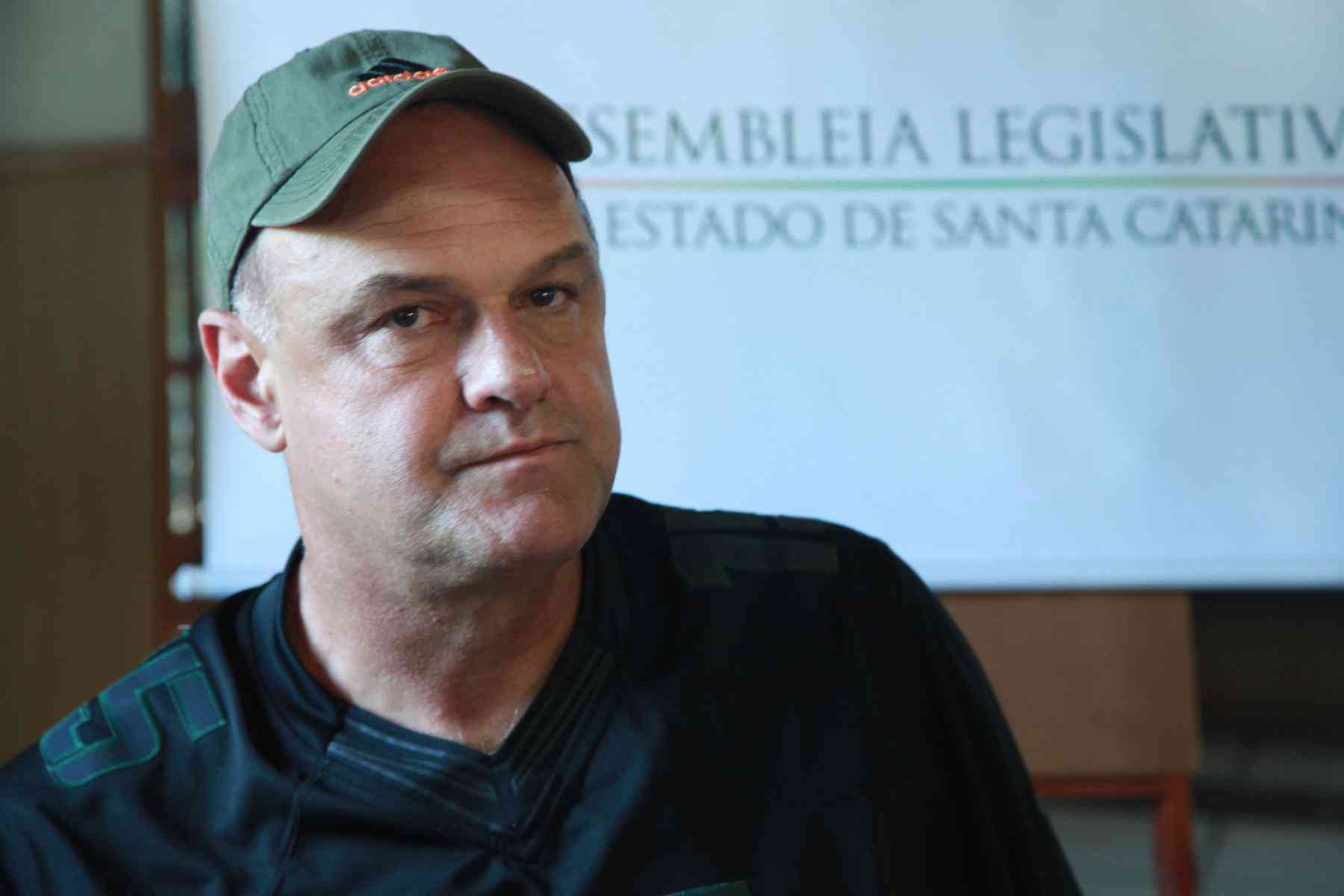 Entrevista exclusiva com o ex-jogador de basquete Oscar Schmidt