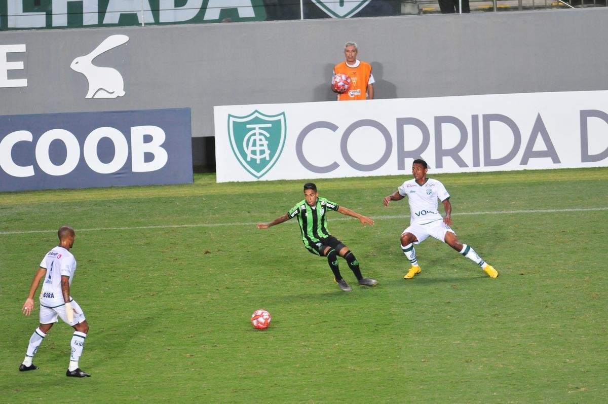 Amrica venceu a Caldense, com gols de Matheusinho e Joo Paulo, e avanou