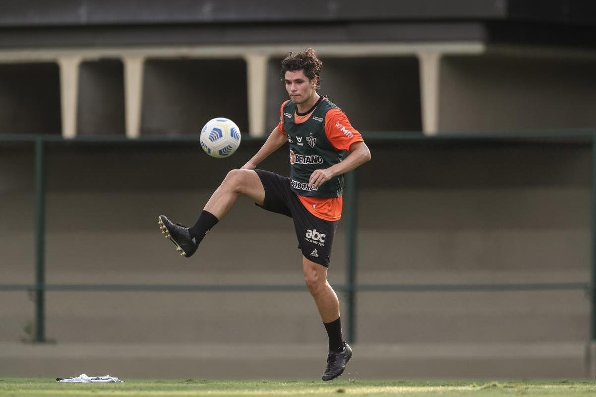 Aps a eliminao na Libertadores diante do Palmeiras, jogadores do Atltico se reapresentaram na Cidade do Galo e realizaram treinamento visando o duelo contra o Internacional, pelo Campeonato Brasileiro