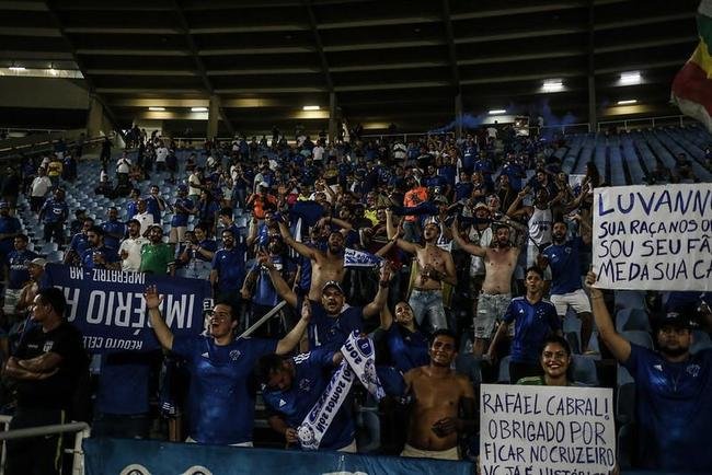 Sampaio Corra x Cruzeiro, no estdio Castelo, em So Lus-MA, pela 27 rodada da Srie B do Campeonato Brasileiro