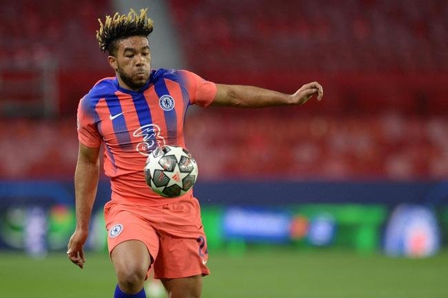 Fotos do jogo entre Porto e Chelsea, disputado no Est�dio Ram�n S�nchez Pizju�n, em Sevilla, na Espanha, pela ida das quartas de final da Liga dos Campe�es da Europa