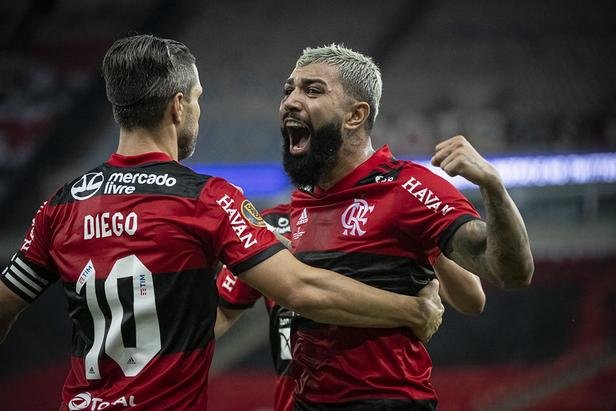 Flamengo vence Fluminense e conquista tri do Carioca pela ...