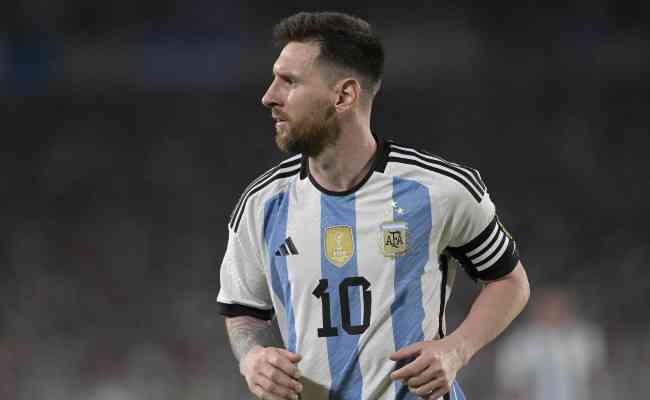 Messi deixou o Barcelona em meio  uma crise econmica em julho de 2021