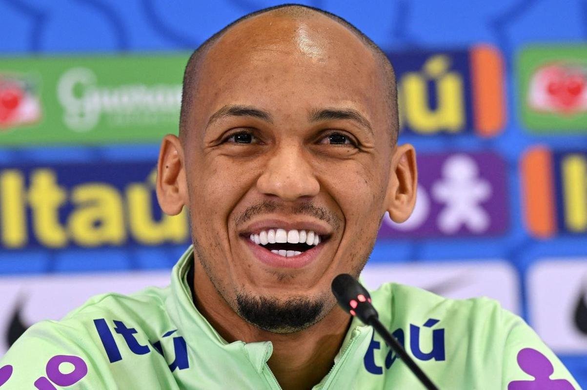 Revelado no Fluminense, Fabinho, do Liverpool-ING, tem valor estimado em 40 milhes de euros