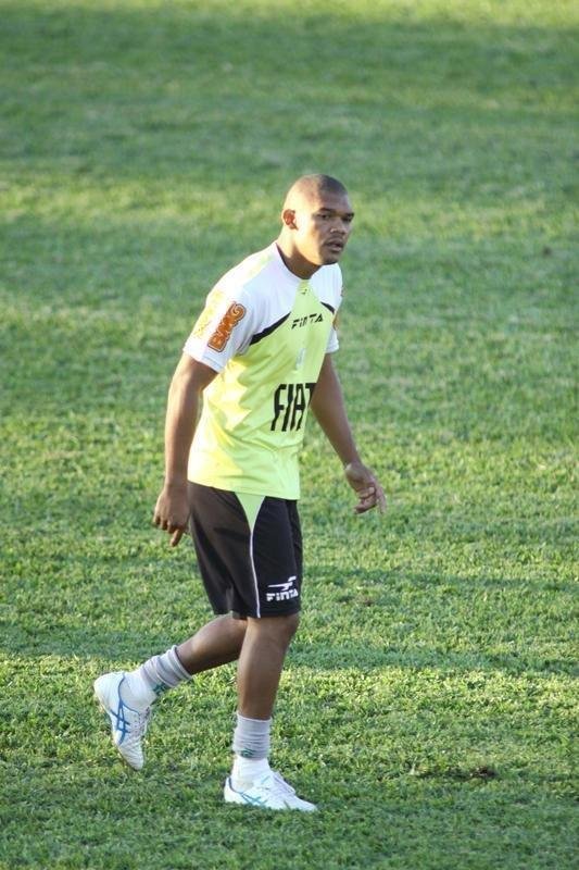 Em 23 jogos pelo Amrica, Agenor marcou 23 gols e deixou o clube em agosto de 2013, aps uma resciso amigvel de contrato