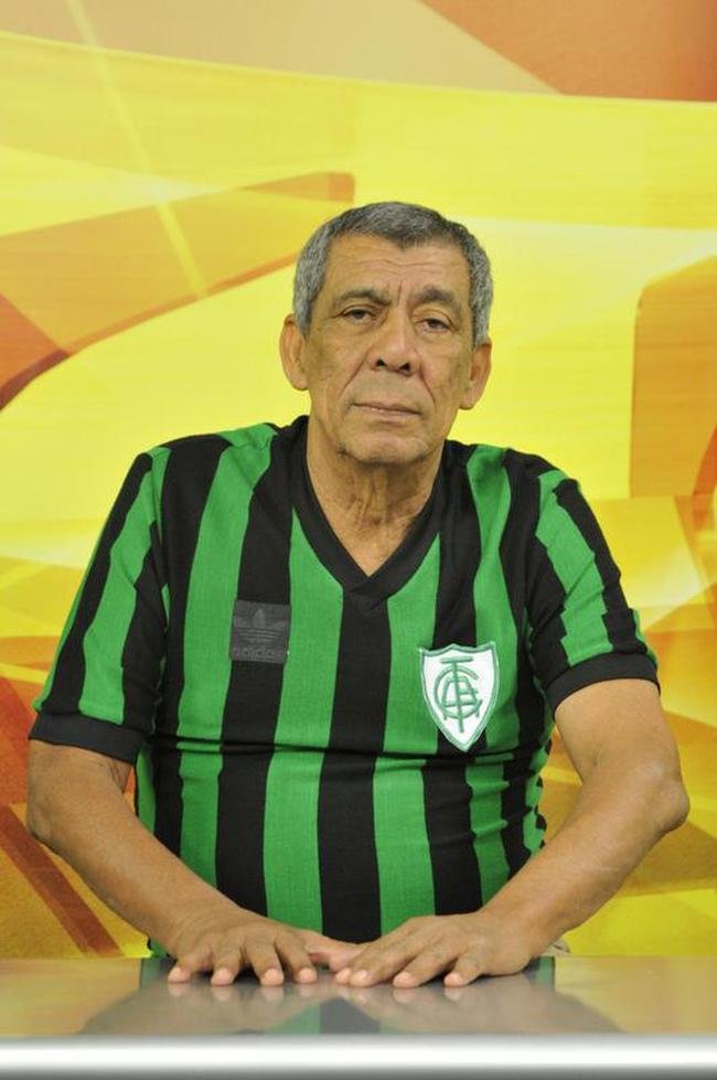 No dia 27 de dezembro, morreu, aos 79 anos, o ex-atacante e ex-treinador Jair Bala, considerado o maior �dolo da hist�ria do Am�rica. Foram duas passagens de Jair Bala pelo clube: a primeira entre 1964 e 1965 e a segunda entre 1970 e 1971. Em ambas, conquistou o posto de artilheiro do Campeonato Mineiro, com 25 e 14 gols, respectivamente. Ao todo, foram 78 gols em 144 jogos com a camisa do Coelho. Ele � o sexto
maior goleador da hist�ria do Am�rica.
