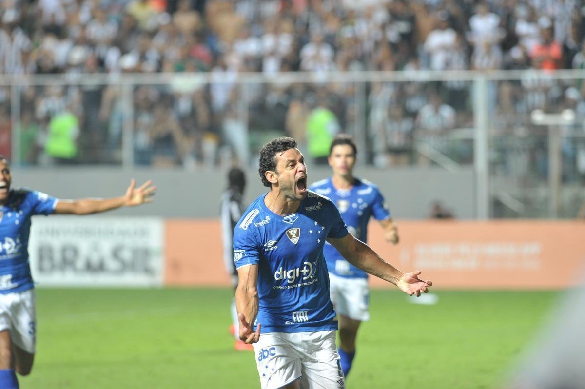 Fred marca de pnalti, empata clssico e d ttulo mineiro ao Cruzeiro no Independncia