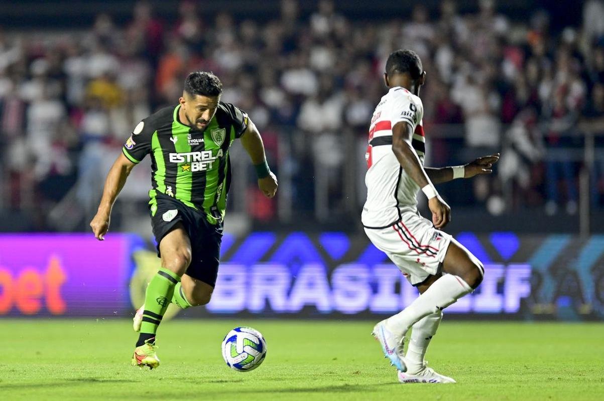 So Paulo e Amrica se enfrentaram neste sbado (22/4), no Morumbi, pela segunda rodada do Campeonato Brasileiro de 2023