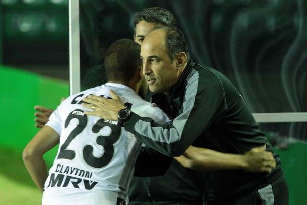 Em Florian�polis, equipes se enfrentam pela 13� rodada do Campeonato Brasileiro