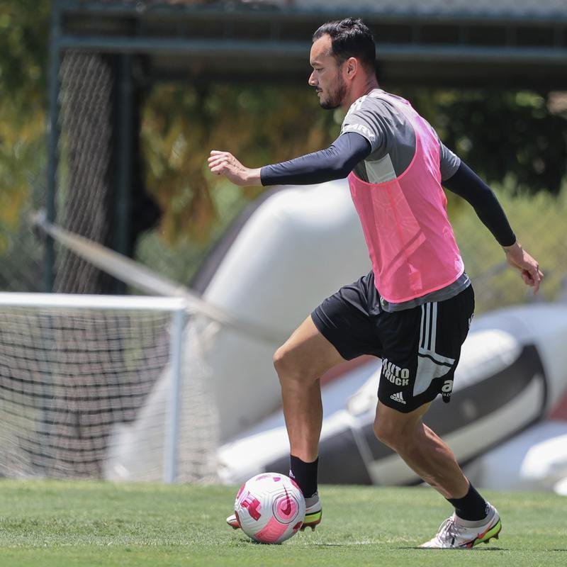 Fotos do treino do Atltico, que teve Hulk em campo 