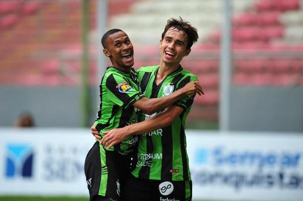 Amrica derrotou Uberlndia no Independncia por 3 a 0, com gols de Al (2) e Ademir