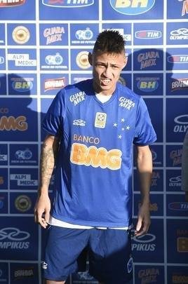 Revelado pelo Santos, Neilton foi contratado pelo Cruzeiro na temporada 2014