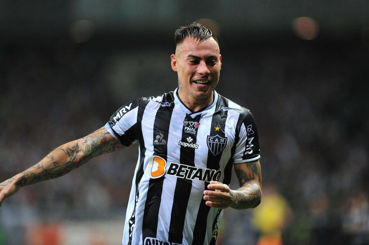 Eduardo Vargas: atacante, que jogou pela Seleo Chilena, chegou ao Atltico em 2020
