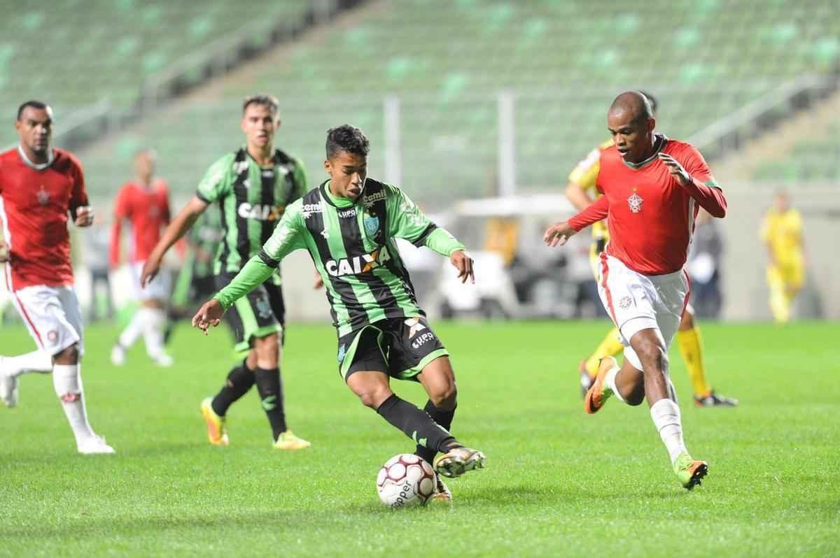 Amrica e Boa Esporte se enfrentaram no Independncia, pela 13 rodada da Srie B do Campeonato Brasileiro