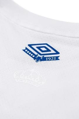 Detalhes da nova camisa branca do Cruzeiro para a temporada 2019