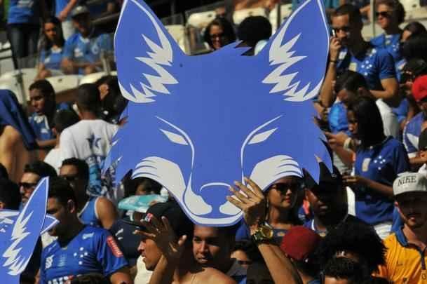 Torcida do Cruzeiro compareceu em bom nmero ao Mineiro para partida contra o Vitria pelo Brasileiro