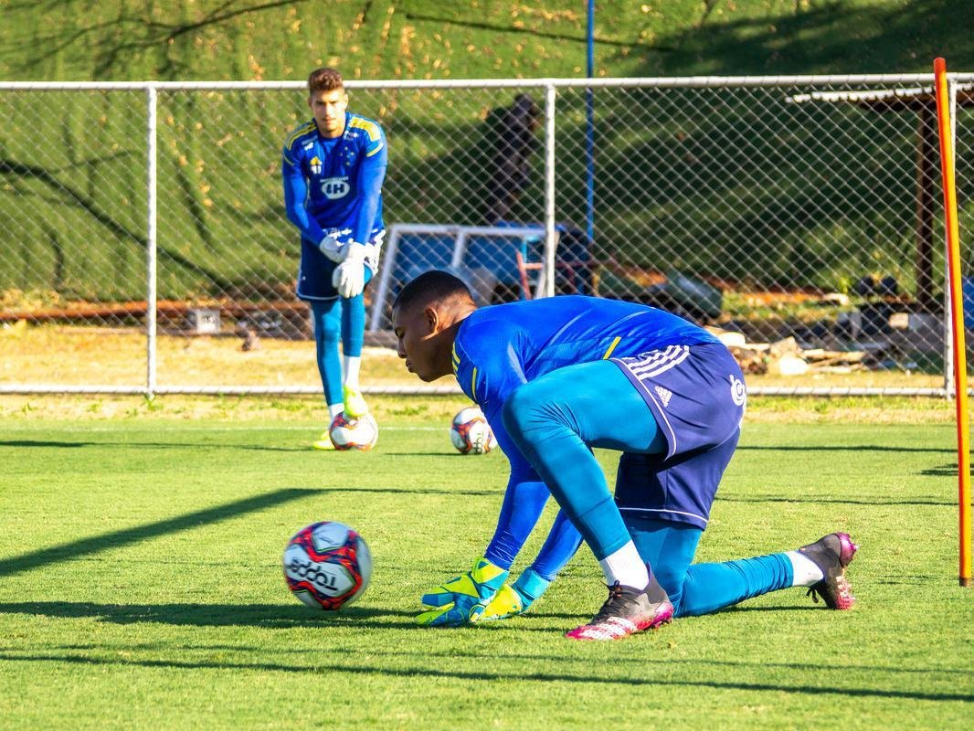 Fotos do treino do Cruzeiro desta sexta-feira, 3 de setembro, na Toca da Raposa II