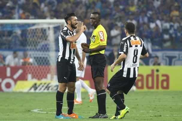Imagens da deciso entre Cruzeiro e Atltico no Mineiro