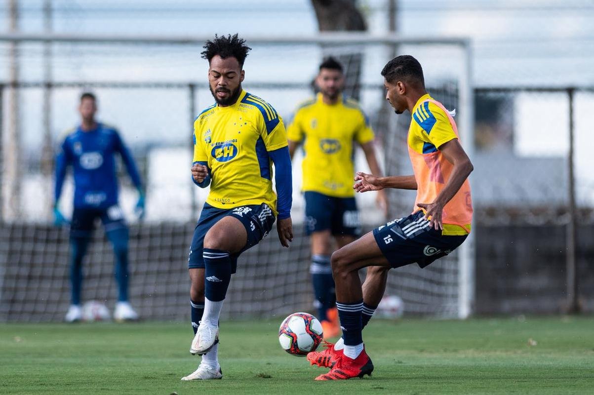 Fotos do treino do Cruzeiro desta segunda-feira (9/8)
