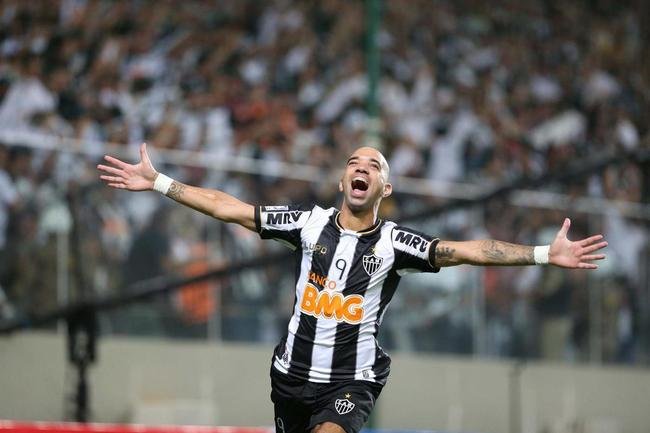 Diego Tardelli: atacante, que jogou pela Seleo Brasileira, voltou ao Atltico em 2013 e 2020