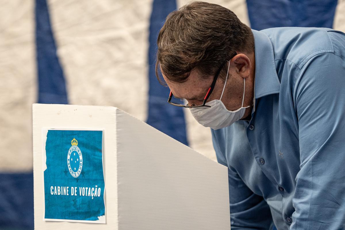 Sérgio Santos Rodrigues foi eleito presidente do Cruzeiro para o mandato de sete meses até o fim de 2020