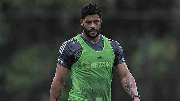 Atlético confirma lesão de Hulk; jogador só voltará a campo em