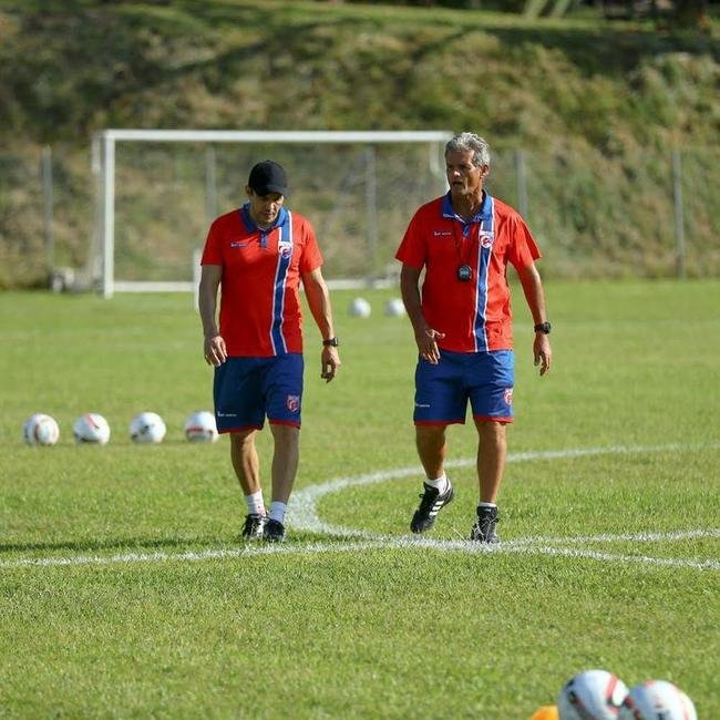 Com jogadores conhecidos da torcida mineira, como o zagueiro Edcarlos o meio-campista Leandro Domingues, o Betim apresentou o elenco nessa segunda-feira (21)