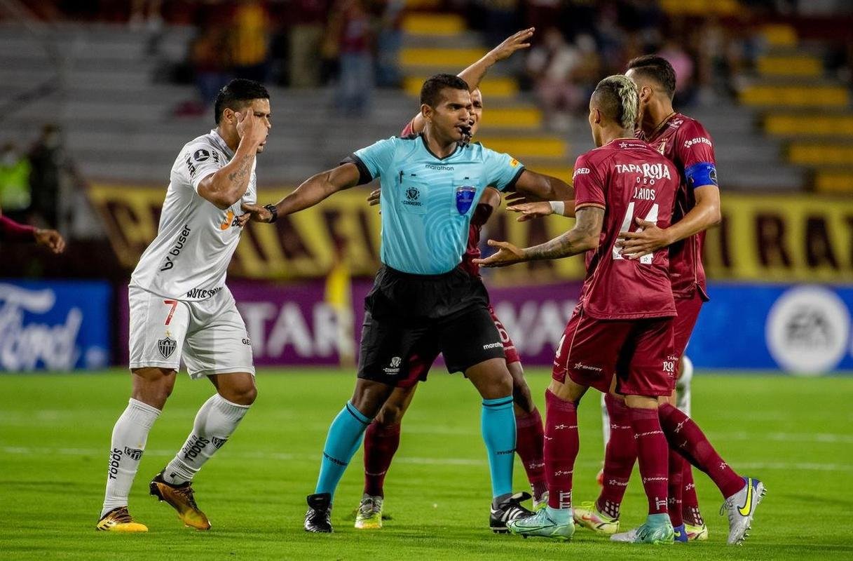Fotos do jogo entre Tolima e Atltico, pela Copa Libertadores