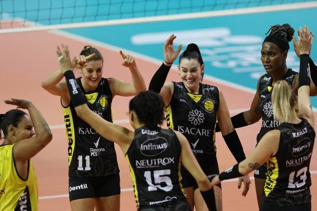 Praia venceu o Minas por 3 sets a 0, em Brusque (SC), e conquistou a Supercopa