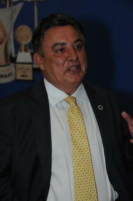 Posses do presidente do Cruzeiro, Wagner Pires de S, e do presidente do Conselho Deliberativo, Zez Perrella