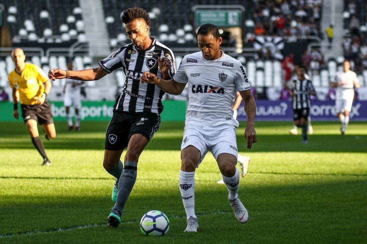 Veja as imagens do jogo entre Botafogo x Atltico, realizado no estdio Nilton Santos, no Rio de Janeiro