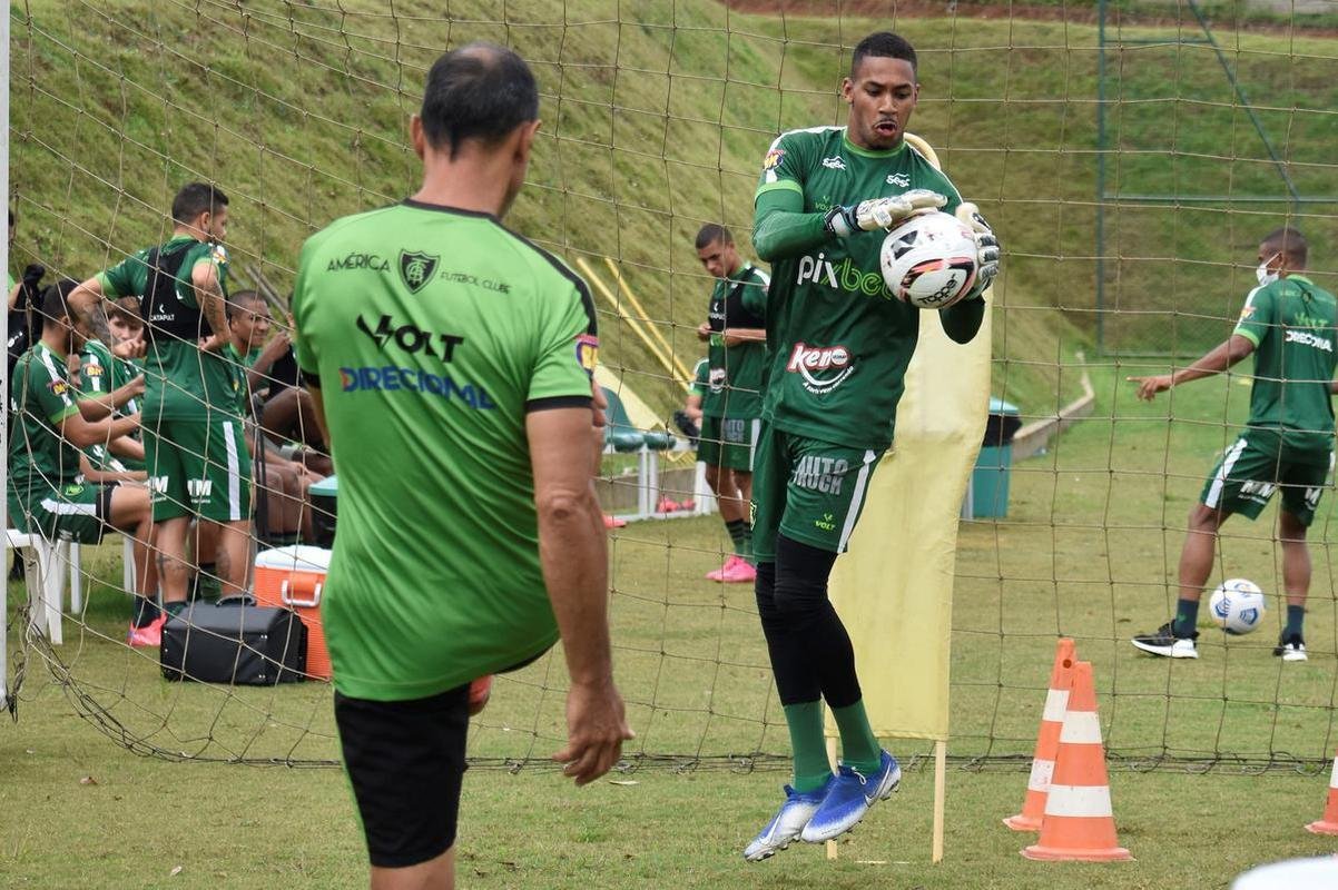 Fotos do treino do Amrica nesta segunda-feira (07/02) no CT Lanna Drumond
