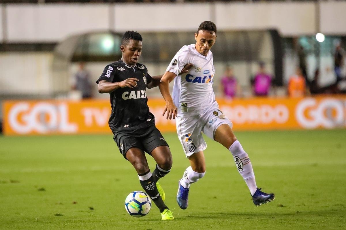 Na Vila Belmiro, Atltico  derrotado pelo Santos por 3 a 2, pela 37 rodada do Campeonato Brasileiro 