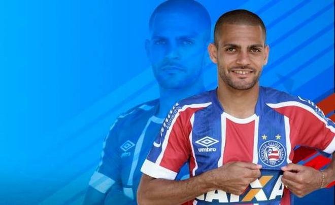 Clayton (atacante) - segue por emprstimo no Bahia at agosto de 2019