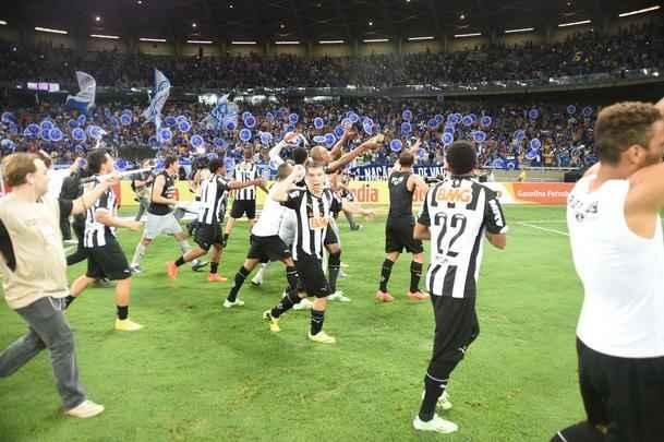 Imagens da deciso entre Cruzeiro e Atltico no Mineiro