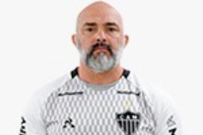 O segurana do Atltico, Andr Ricardo, recebeu o diagnstico positivo de COVID-19 em 18 de novembro de 2020, dois dias aps a testagem em todos os profissionais do Galo. 