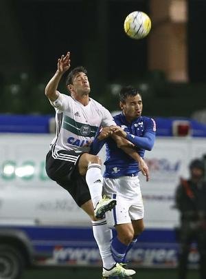 Fotos do jogo entre Coritiba e Cruzeiro, no Couto Pereira, pela primeira rodada do Campeonato Brasileiro