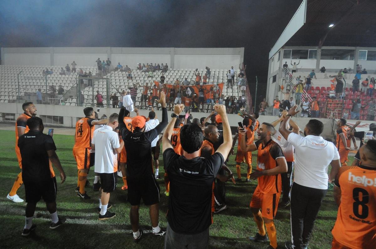 Coimbra venceu o Uberlndia por 1 a 0 e conquistou o trofu do Mdulo II do Campeonato Mineiro