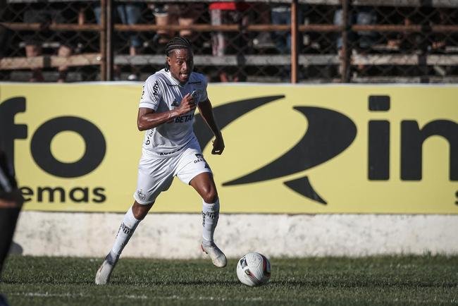 Fotos do jogo entre Democrata-GV e Atltico, pelo Campeonato Mineiro